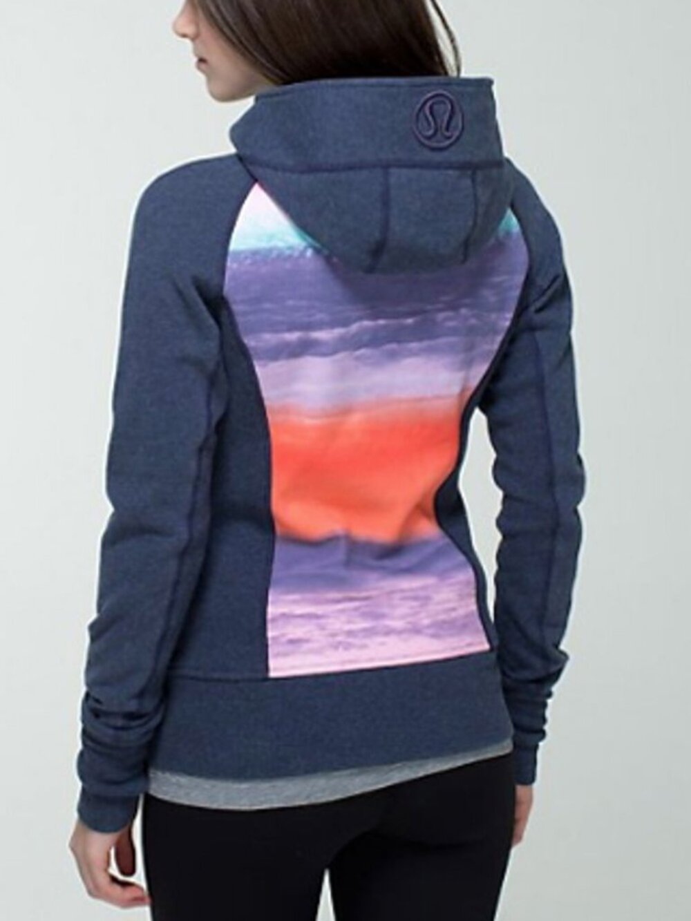 Lululemon Scuba Fleece Hoodie Heathered Cadet Blue/Beachscape Print Size 8